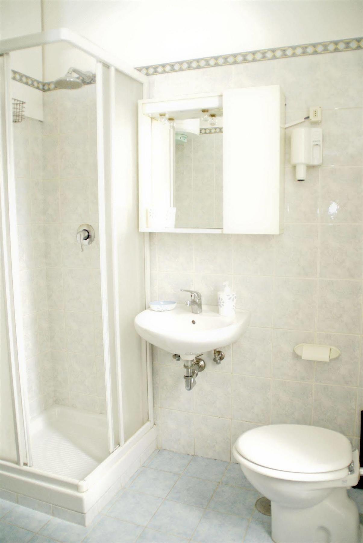 Laterano Inn Рим Экстерьер фото